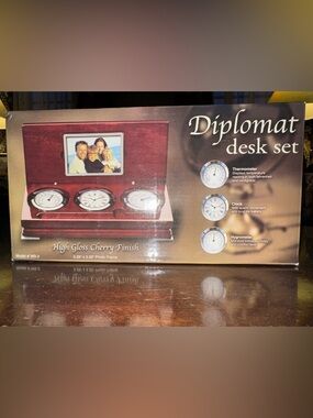 Vintage Diplomat Desk Set